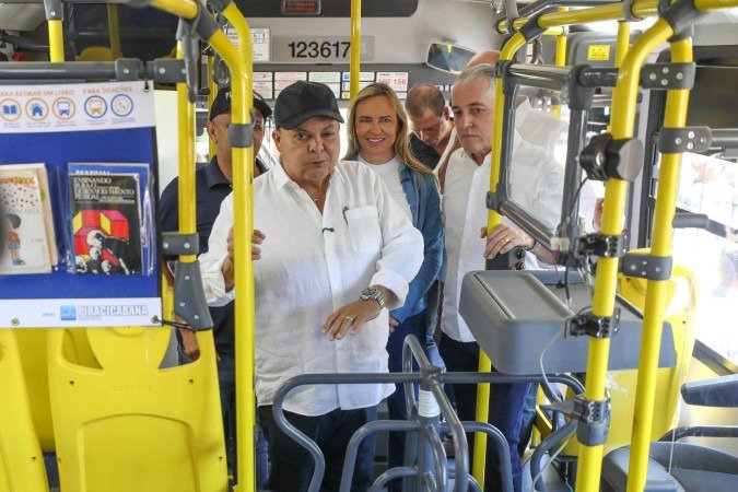 GDF entrega 40 novos ônibus da viação Piracicabana e amplia frota no Distrito Federal

 -  (crédito: Renato Alves/Agência Brasília)