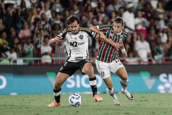 CANOBBIO – O guerreiro que conquistou a torcida com sua ação. Sempre ofensivo e buscando os flancos, arriscando finalizações perigosas. Um dos melhores. NOTA 7,5. Foto: Lucas Merçon/Fluminense