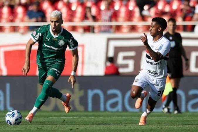 ANDREAS PEREIRA - Elemento das transições ofensivas, foi o jogador mais lúcido do meio de campo no primeiro tempo e quem mais tentou ajudar na construção para tentar fazer a equipe reagir. NOTA: 6,0. Foto: Cesar Greco/Palmeiras