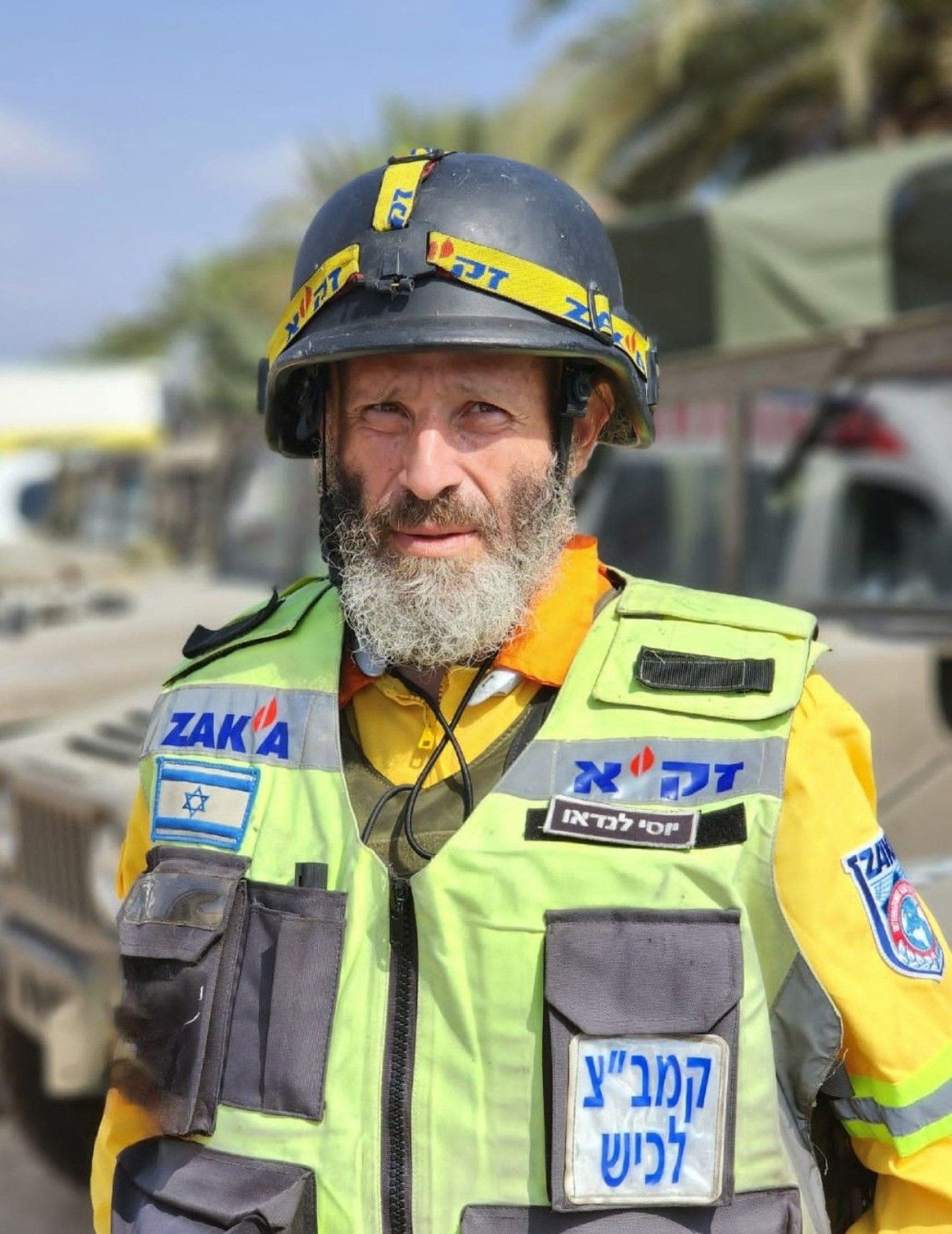 Yossi Landau, comandante das operações na região sul da unidade de resgate Zaka