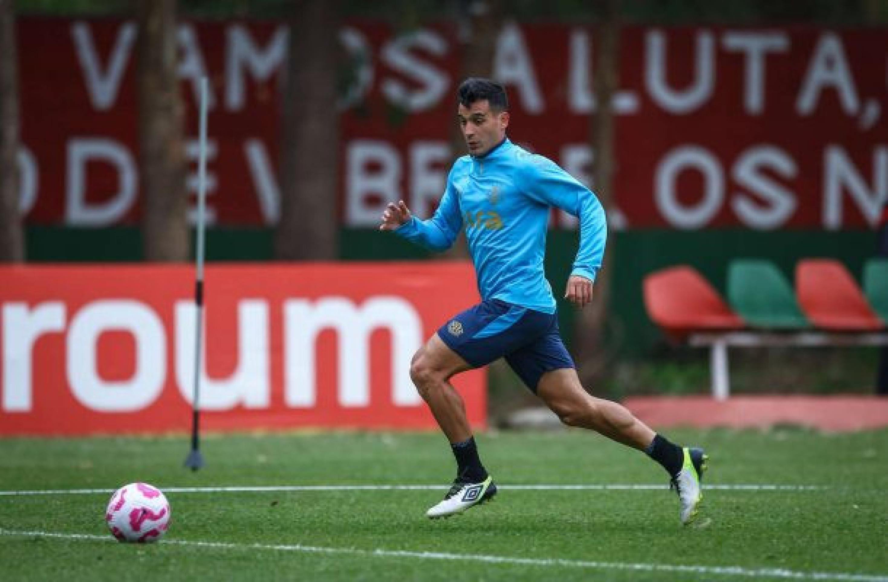 Cristian Oliveira mostra insatisfação com pouco espaço no Grêmio