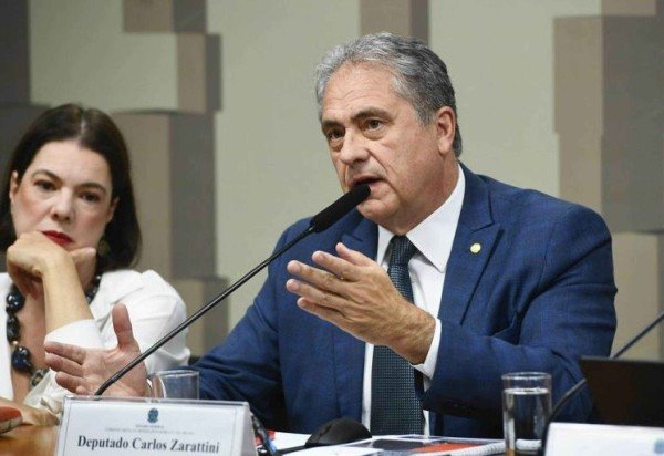 Carlos Moura/Agência Senado 