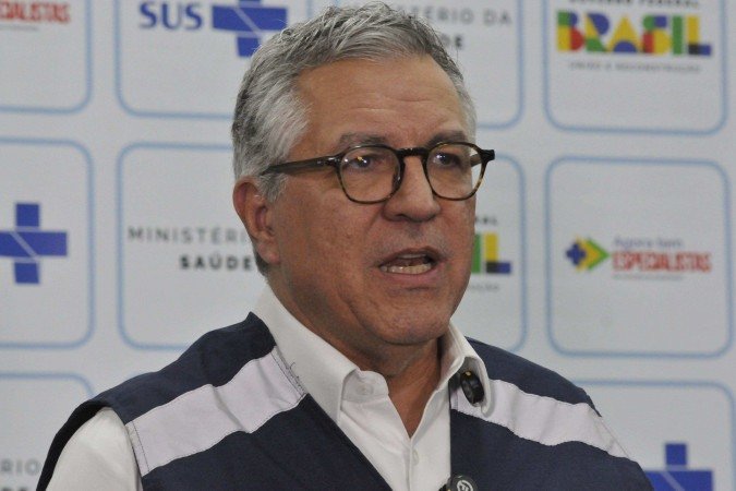 Padilha também assinou o termo de autorização de R$ 3,2 bilhões para a aquisição de 84.604 novos equipamentos para ampliar o acesso a consultas, exames e cirurgias no SUS -  (crédito:  Marcelo Ferreira/CB/D.A Press)