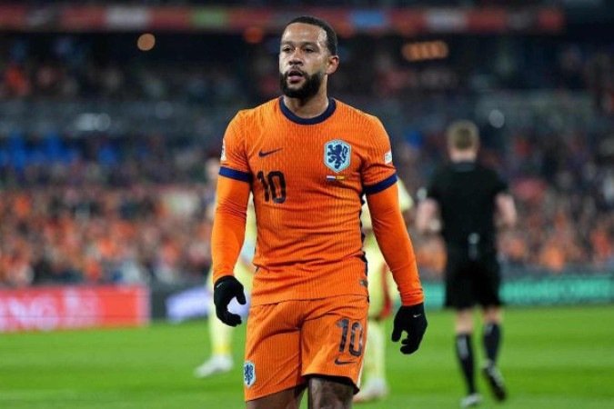 Memphis Depay tenta solucionar imprevisto para se apresentar à Holanda -  (crédito: Foto: Alex Bierens de Haan / Getty Images))