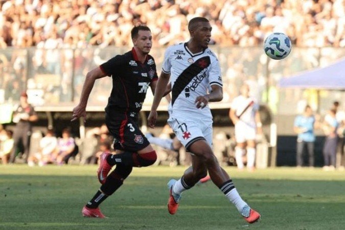 Vasco triunfou diante do Vitória pela 27ª rodada do Brasileirão -  (crédito: Foto: Wagner Meier/Getty Images)