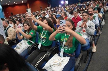 VI Conferência Nacional Infantojuvenil pelo Meio Ambiente. Luziânia/GO.
