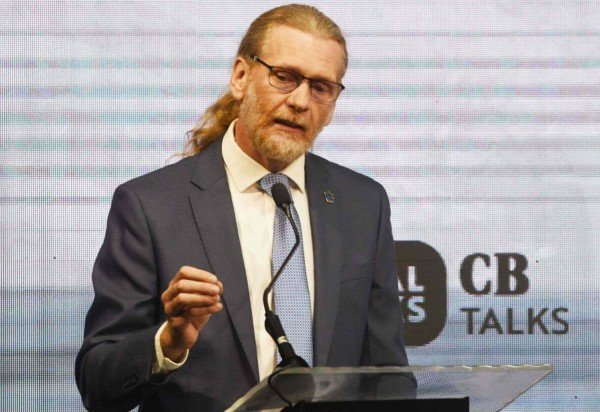 ED ALVES/CB/D.A.Press