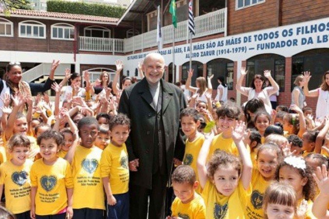  Paiva Netto é propositor e consolidador de uma linha educacional composta pela Pedagogia do Afeto (crianças de até 10 anos) e pela Pedagogia do Cidadão Ecumênico (a partir dos 11 anos)
