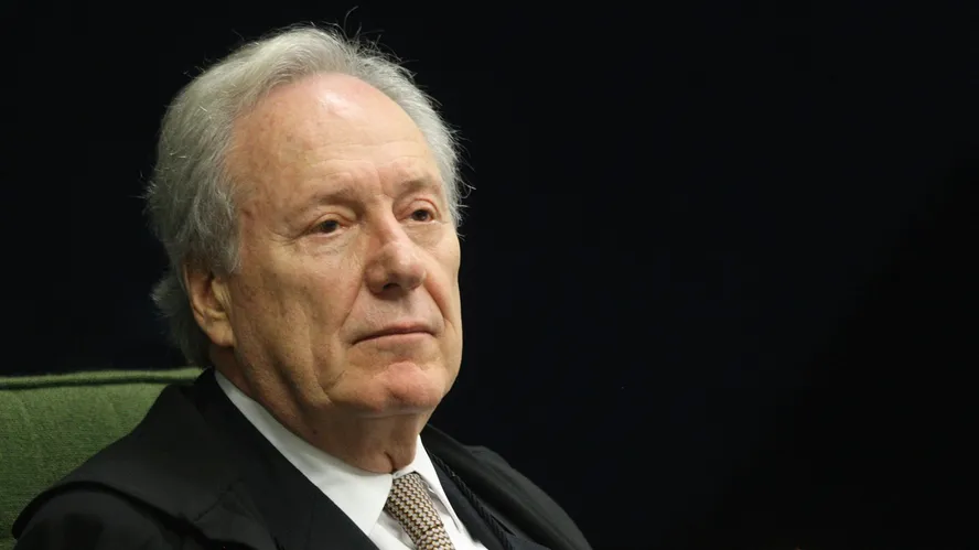 Lewandowski cria comitê de enfrentamento da crise do metanol