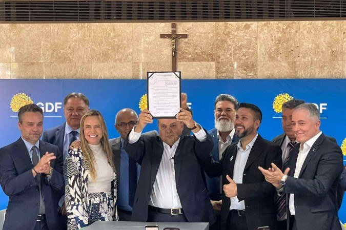 Novas regras para os táxis no DF entram em vigor; confira o que muda