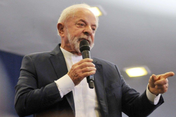 Lula diz que bilionários pagarão mais impostos 