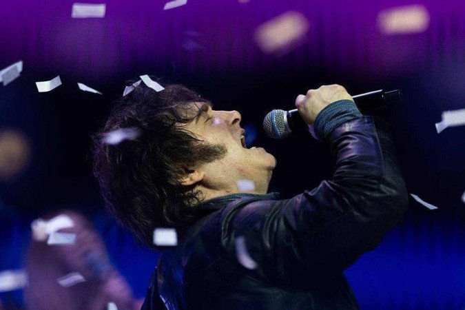 O show presidencial incluiu fogos de artifício - (crédito: AFP) O show presidencial incluiu fogos de artifício - (crédito: AFP)