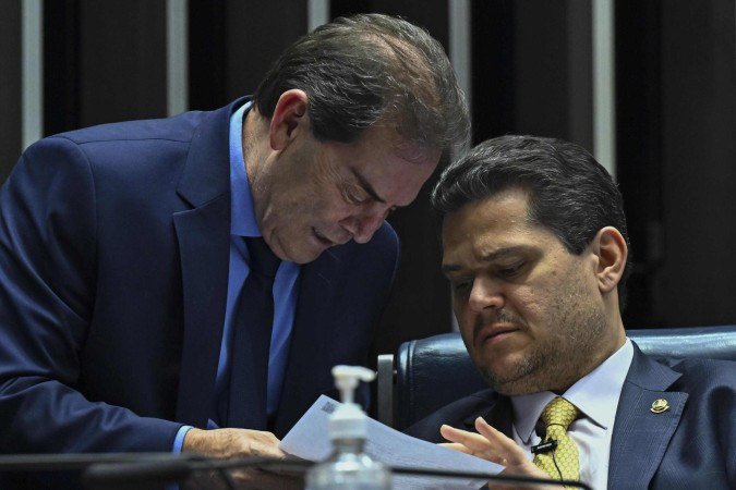 Paulinho e Alcolumbre: deputado se esforça para fechar apoios, mas senador deixou claro que PL vai empacar se conseguir chegar à Casa -  (crédito: Jefferson Rudy/Agência Senado)