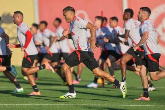 Elenco do Internacional fez treinos focados em passes, finalizações e velocidade  -  (crédito:  Foto Ricardo Duarte / Internacional)