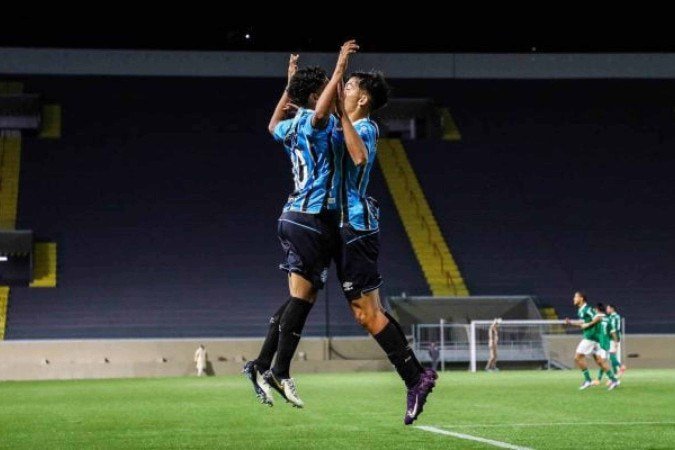 Grêmio conquistou a classificação nos pênaltis  -  (crédito: Foto: Ângelo Pieretti/Grêmio FBPA )