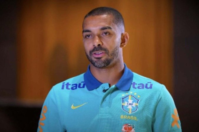 Paulo Henrique, do Vasco, comenta primeira chance na Seleção Brasileira -  (crédito: Foto: Reprodução / CBF TV)