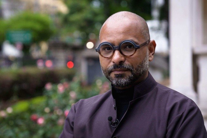 'Gostamos de saber dos ricos porque todo mundo imagina que em algum momento ficará rico' - (crédito: Fernando Otto/BBC) 'Gostamos de saber dos ricos porque todo mundo imagina que em algum momento ficará rico' - (crédito: Fernando Otto/BBC)