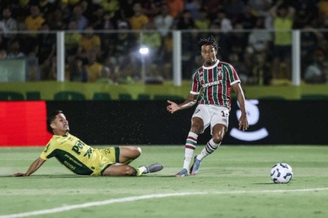 KENO - Desperdiçou uma grande chance no início após grande contra-ataque. Saiu no intervalo com dores no tornozelo. NOTA 5.0 - Foto: Marcelo Gonçalves/Fluminense