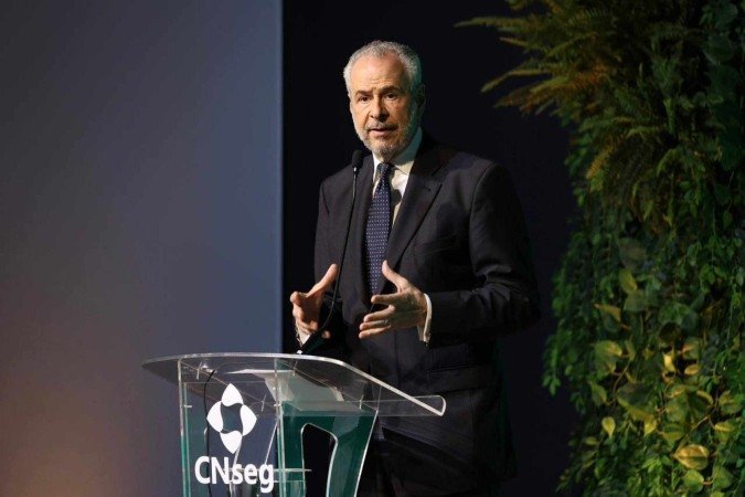 O embaixador André Corrêa do Lago durante evento sobre o papel do setor de seguros na agenda da COP 30, que será realizada em Belém - (crédito: Material cedido ao Correio ) O embaixador André Corrêa do Lago durante evento sobre o papel do setor de seguros na agenda da COP 30, que será realizada em Belém - (crédito: Material cedido ao Correio )