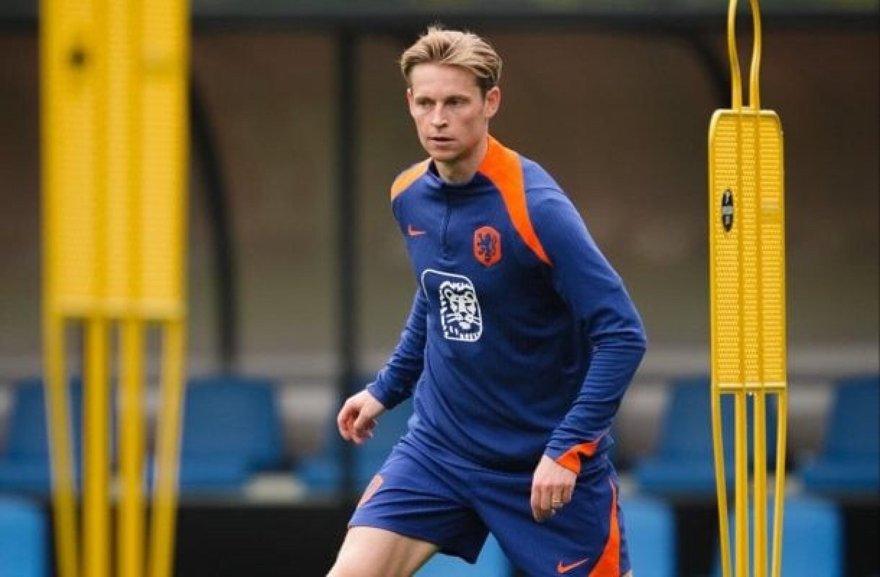De Jong critica decisão da LaLiga de levar Barcelona x Villarreal para Miami