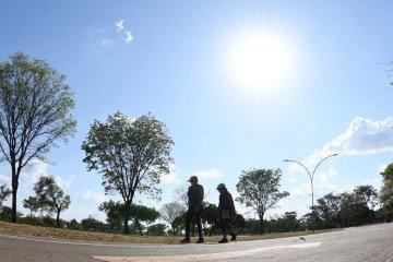 Bom dia, Bras&iacute;lia! S&aacute;bado ser&aacute; de calor e baixa umidade -  (crédito:  Ed Alves CB/DA Press)