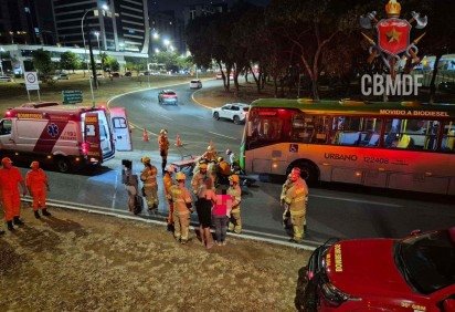Colisão entre moto e ônibus deixa uma pessoa ferida