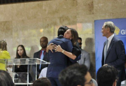 Mãe de André, Anna Christina Kubitschek também esteve na posse