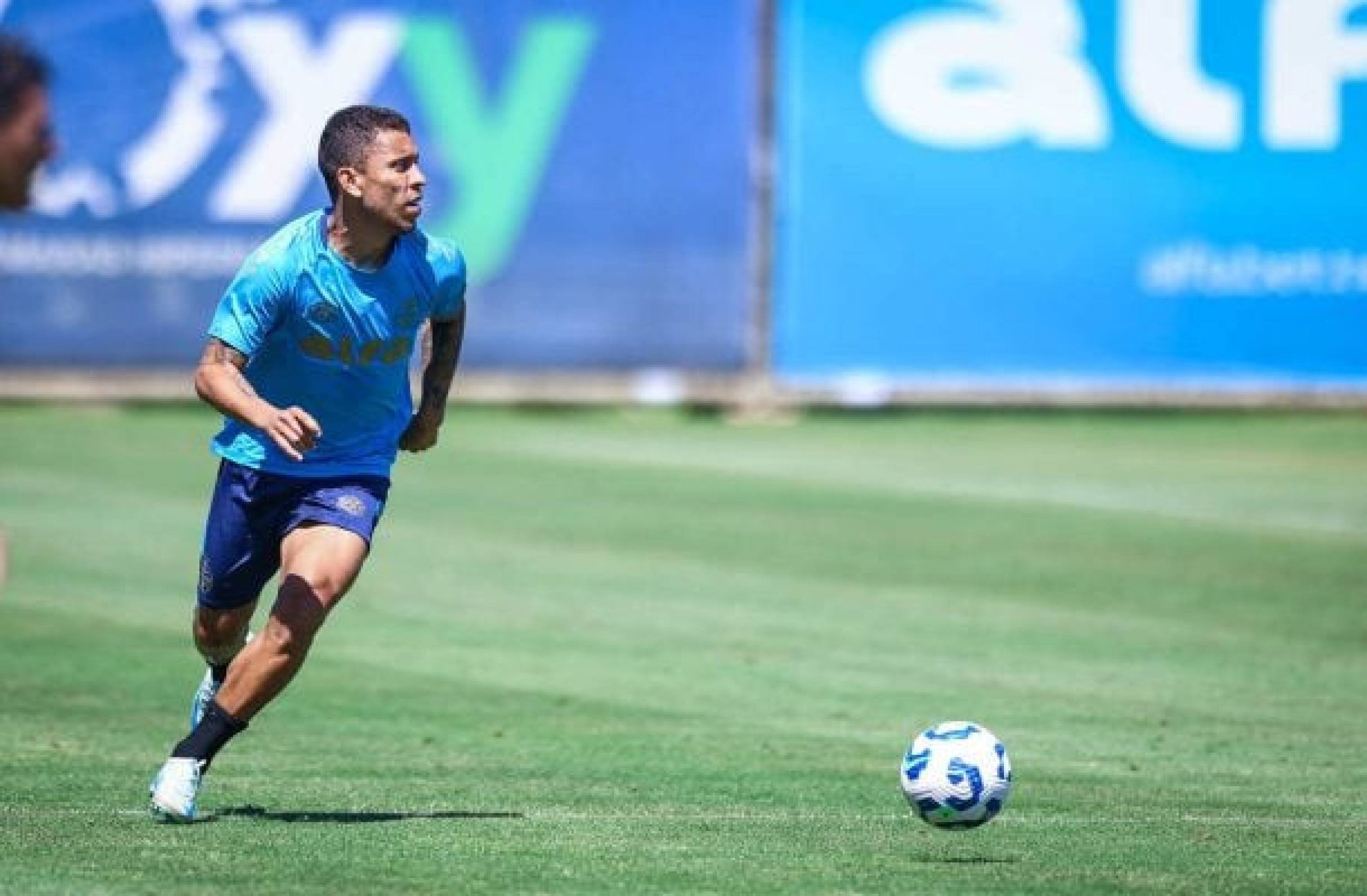 Lesionados participam de treino e ficam perto de voltar ao Grêmio