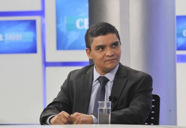  Ed Alves CB/DA Press