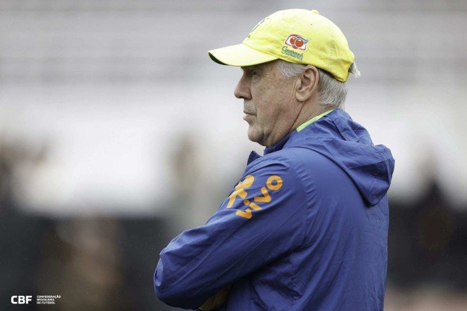 Carlo Ancelotti teve uma oportunidade de repetir a escalação na vitória contra o Paraguai, em São Paulo, mas trocou Gerson e Richarlison por Gabriel Martinelli e Matheus Cunha em relação à estreia contra o Equador - (crédito: RAFAEL RIBEIRO/CBF) Carlo Ancelotti teve uma oportunidade de repetir a escalação na vitória contra o Paraguai, em São Paulo, mas trocou Gerson e Richarlison por Gabriel Martinelli e Matheus Cunha em relação à estreia contra o Equador - (crédito: RAFAEL RIBEIRO/CBF)