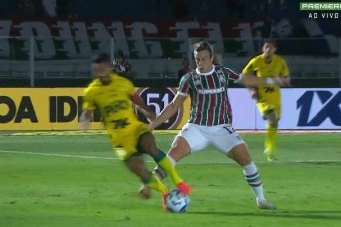 Lance em que foi marcada a falta de Canobbio - (crédito: Foto: Reprodução) Lance em que foi marcada a falta de Canobbio - (crédito: Foto: Reprodução)