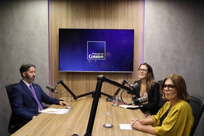 Leandro Grass: Leandro Grass: