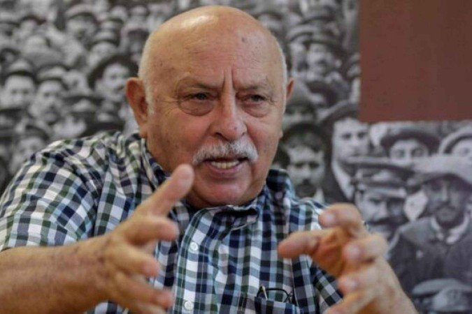 Frei Chico, que não consta da investigação da PF e da CGU, acusa a CPMI de não buscar uma apuração técnica e imparcial - (crédito: EFE / Sebastião Moreira) Frei Chico, que não consta da investigação da PF e da CGU, acusa a CPMI de não buscar uma apuração técnica e imparcial - (crédito: EFE / Sebastião Moreira)