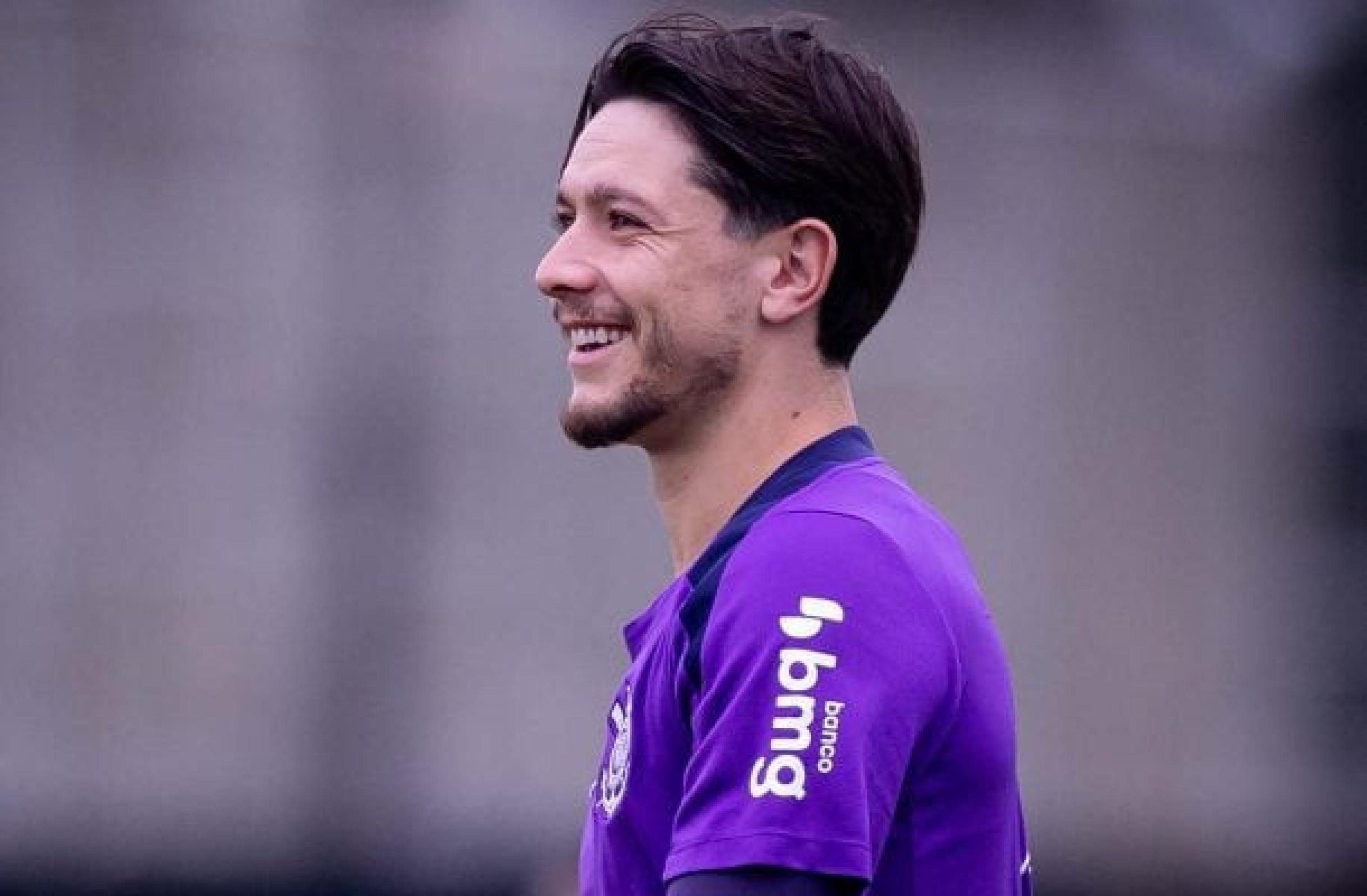 Corinthians se reapresenta com quatro jogadores iniciando a transição