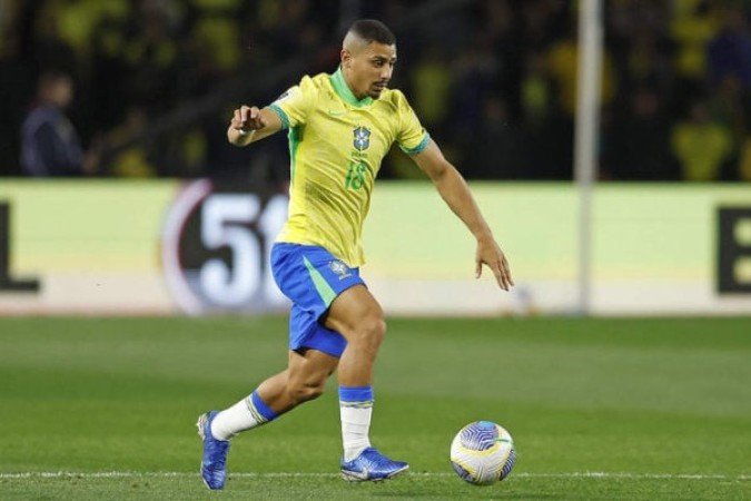 ANDRÉ – Outro que entrou na reta final, na vaga de Bruno Guimarães, sem tempo para aparecer. NOTA: 5,5. Foto: Reprodução de TV