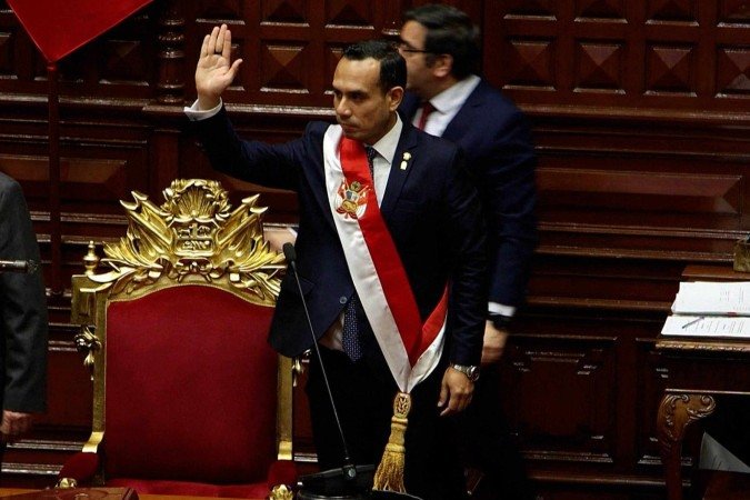 José Jeri é retrato de instabilidade política no país latino-americano  -  (crédito:  AFP)