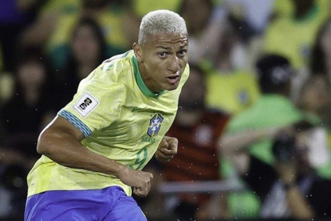 RICHARLISON – Entrou aos 34 minutos do segundo tempo e teve dois momentos em que poderia aparecer com perigo no ataque, mas não conseguiu se livrar da marcação coreana. NOTA: 5,5. Foto: Rafael Ribeiro
