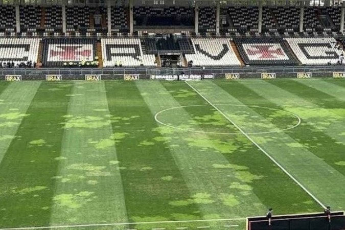Vasco: manchas afetam a qualidade do gramado de São Januário? entenda - (crédito: Foto: Reprodução) Vasco: manchas afetam a qualidade do gramado de São Januário? entenda - (crédito: Foto: Reprodução)