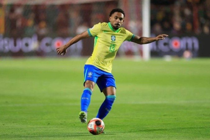 VITINHO – Apesar de certa timidez, não se furtou de ir ao ataque, fazendo boas jogadas. Na defesa, jogo correto. Ganhou pontos com Ancelotti. NOTA 6,5. Foto: Buda Mendes/Getty Images)