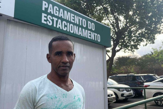 Para Valder Moura dos Santos, o transporte público melhorou -  (crédito: Vitória Torres/CB)