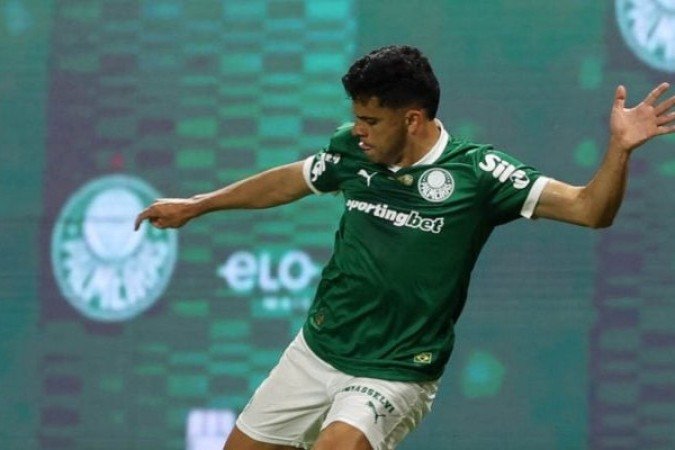 BRUNO RODRIGUES - Titular depois de mais de um ano e meio, o atacante mostrou porque sempre recebeu o apoio do elenco alviverde ao longo de sua recuperação. Apareceu muito bem no campo de ataque, com grande movimentação, conseguindo marcar um gol emocionante no Allianz. No segundo tempo voltou aparecer, dando o passe que gerou a assistência para o terceiro gol. Nota: 7 - Foto: Cesar Greco/Palmeiras