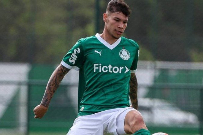 ERICK BELÉ - Uma das grandes promessas da base alviverde, teve sua primeira oportunidade no profissional. Não apareceu muito no jogo, mas inicia uma trajetória que tem tudo para ser gigante. Nota: 5 - Foto: Fabio Menotti/Palmeiras