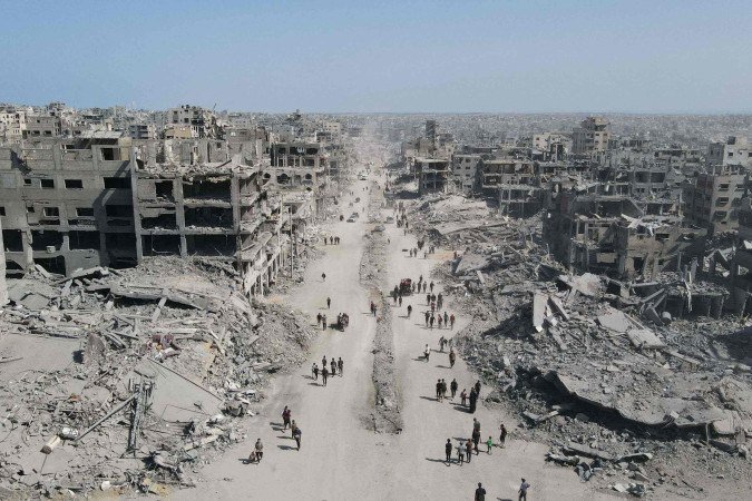 Israel transfere presos palestinos; Hamas tem até segunda para liberar reféns