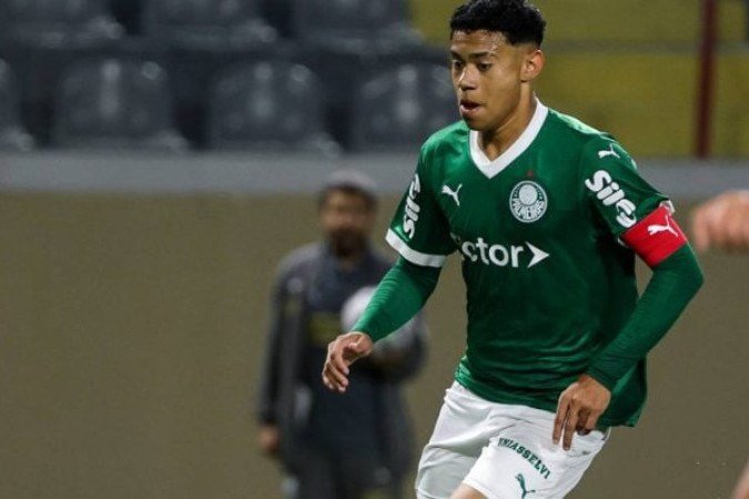 PACHECO - De contrato renovado, a joia alviverde teve seus primeiros minutos no time principal. Não conseguiu aparecer muito, mas é outro que inicia uma jornada que tem tudo para ser gigante. Nota: 5 - Foto: Fabio Menotti/Palmeiras