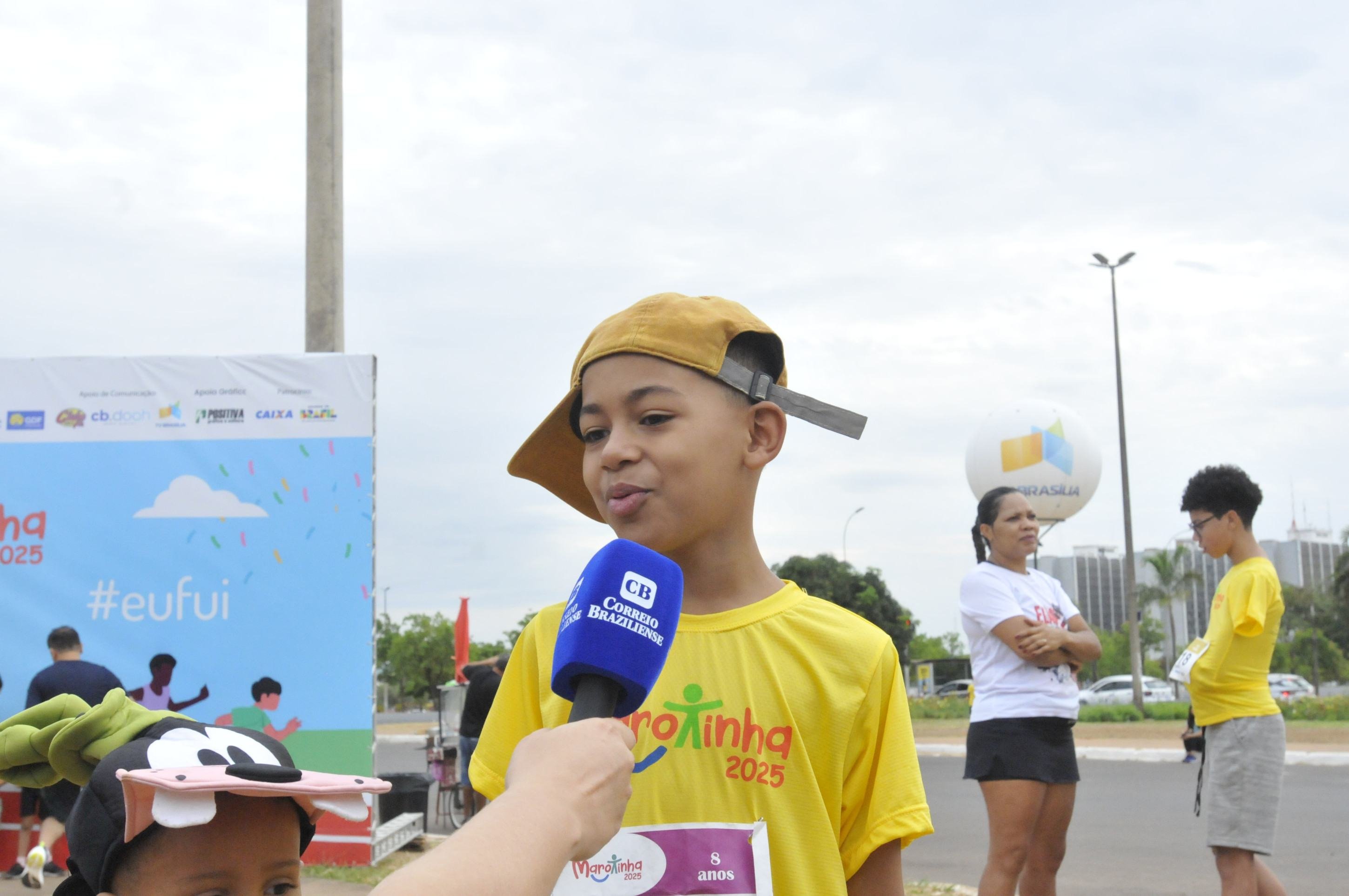   12.10.2025. Guilherme Felix CB/DA Press. Corrida Marotinha 2025 Manuele, de 37 anos, e seu filho Nicolas (8 anos) Thomas