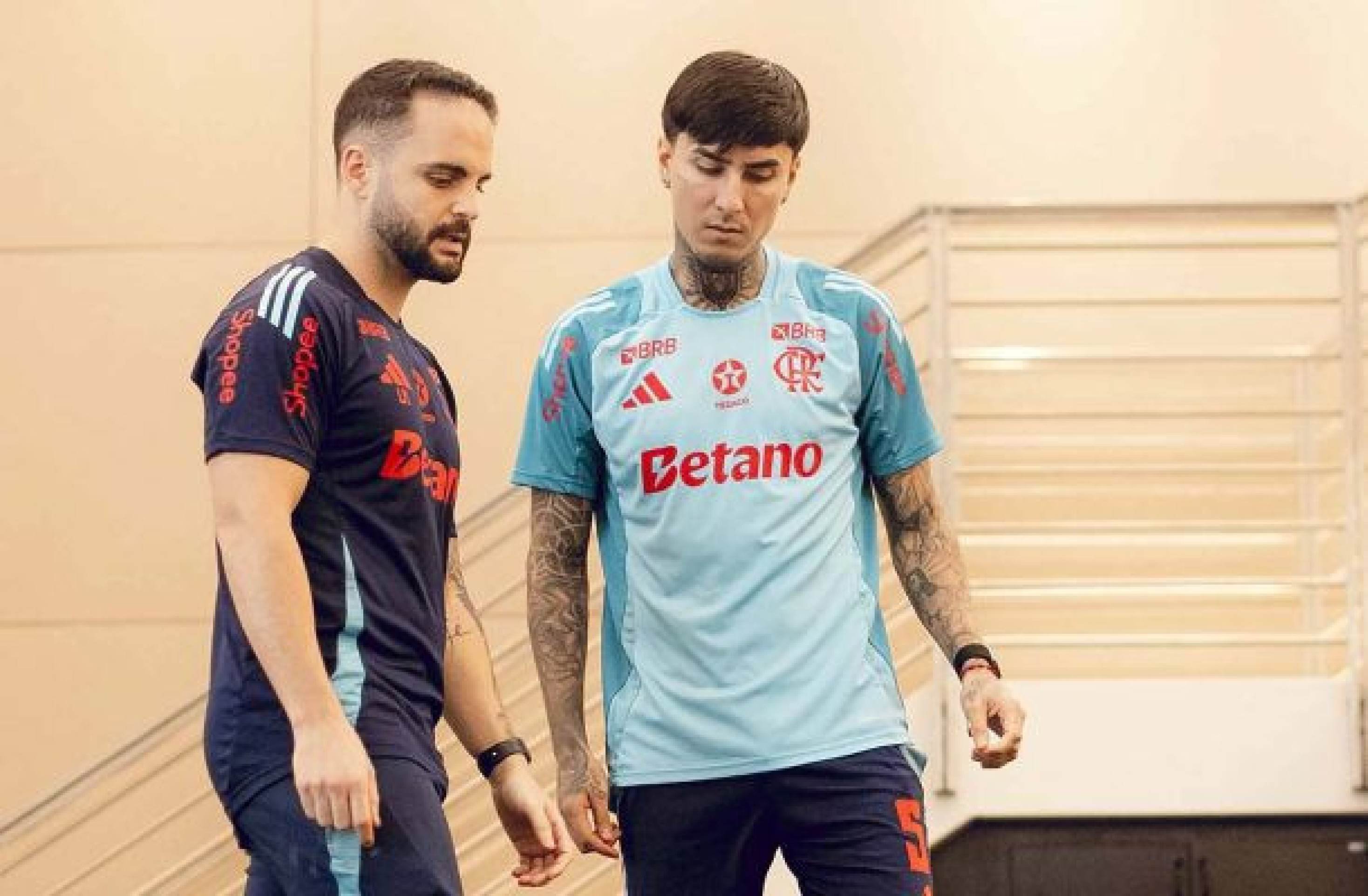 Erick Pulgar passará por reavaliação antes de Botafogo x Flamengo