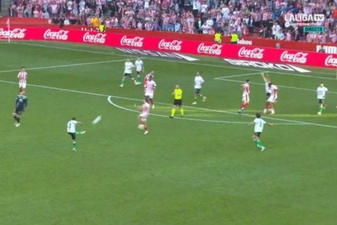 Momento em que juíz apita o final do jogo na Espanha - (crédito: Foto: Reprodução) Momento em que juíz apita o final do jogo na Espanha - (crédito: Foto: Reprodução)