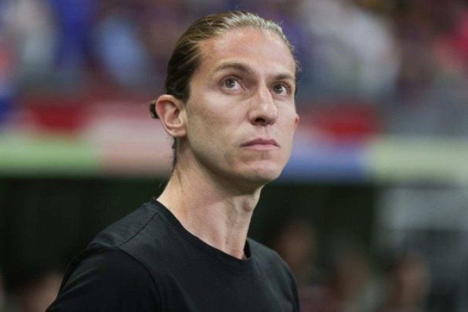 Filipe Luís ainda não renovou seu contrato com o Flamengo -  (crédito: Foto: Gilvan de Souza/Flamengo)
