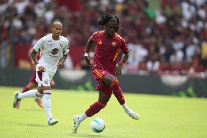 Manu Koné foi titular em todas as partidas da Roma na atual temporada do Campeonato Italiano -  (crédito: Foto: Paolo Bruno/Getty Images)