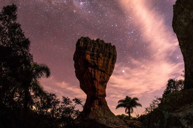 Parque Vila Velha promove Caminhada Noturna da NASA em outubro - (crédito: Uai Turismo) Parque Vila Velha promove Caminhada Noturna da NASA em outubro - (crédito: Uai Turismo)